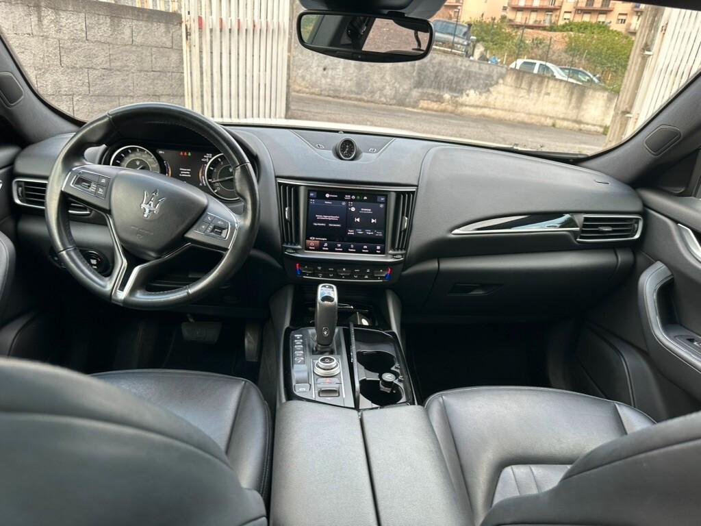 Maserati Levante MHEV 330 CV AWD Executive