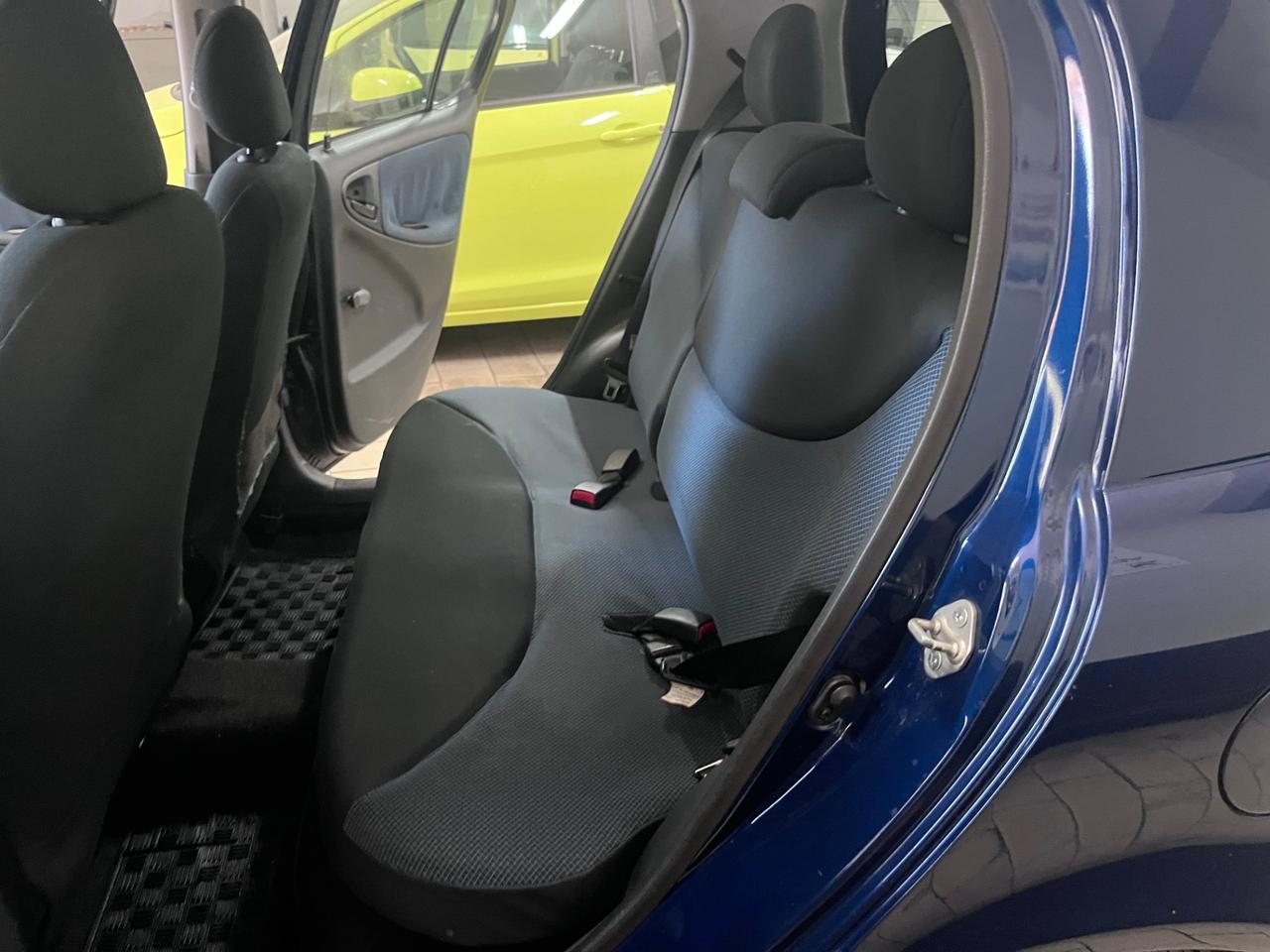 Toyota Yaris 1.4 tdi D-4D cat 5 porte Sol