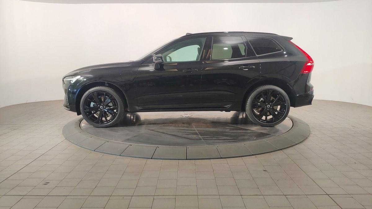 VOLVO Xc60 T6 Plug-In Hybrid Awd Aut. Plus Black Edition