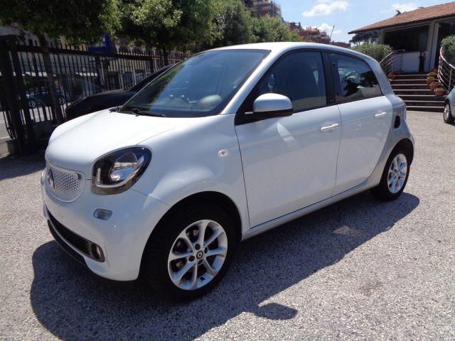 SMART ForFour 1000 PASSION 52KW AUTOM CAM NAV CERCHI ITALIA