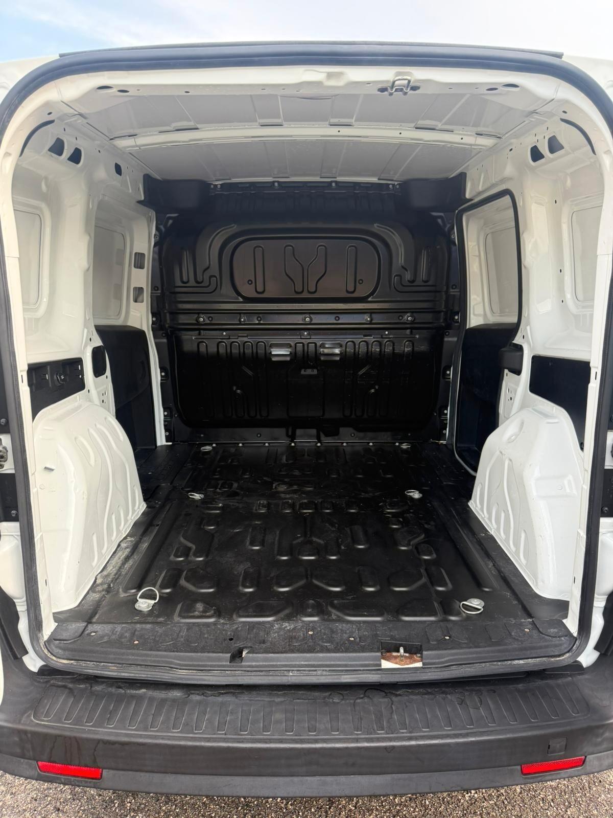 Fiat Doblo Doblò 1.6 MJT 105CV 3 posti Easy N1