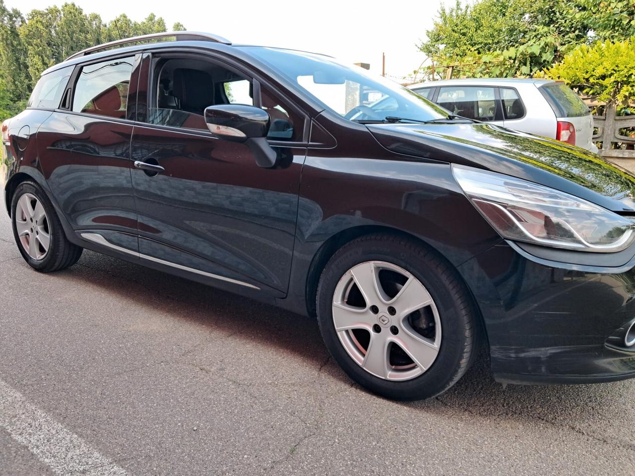 Renault Clio Sporter 1.2 75CV Live 90000 km