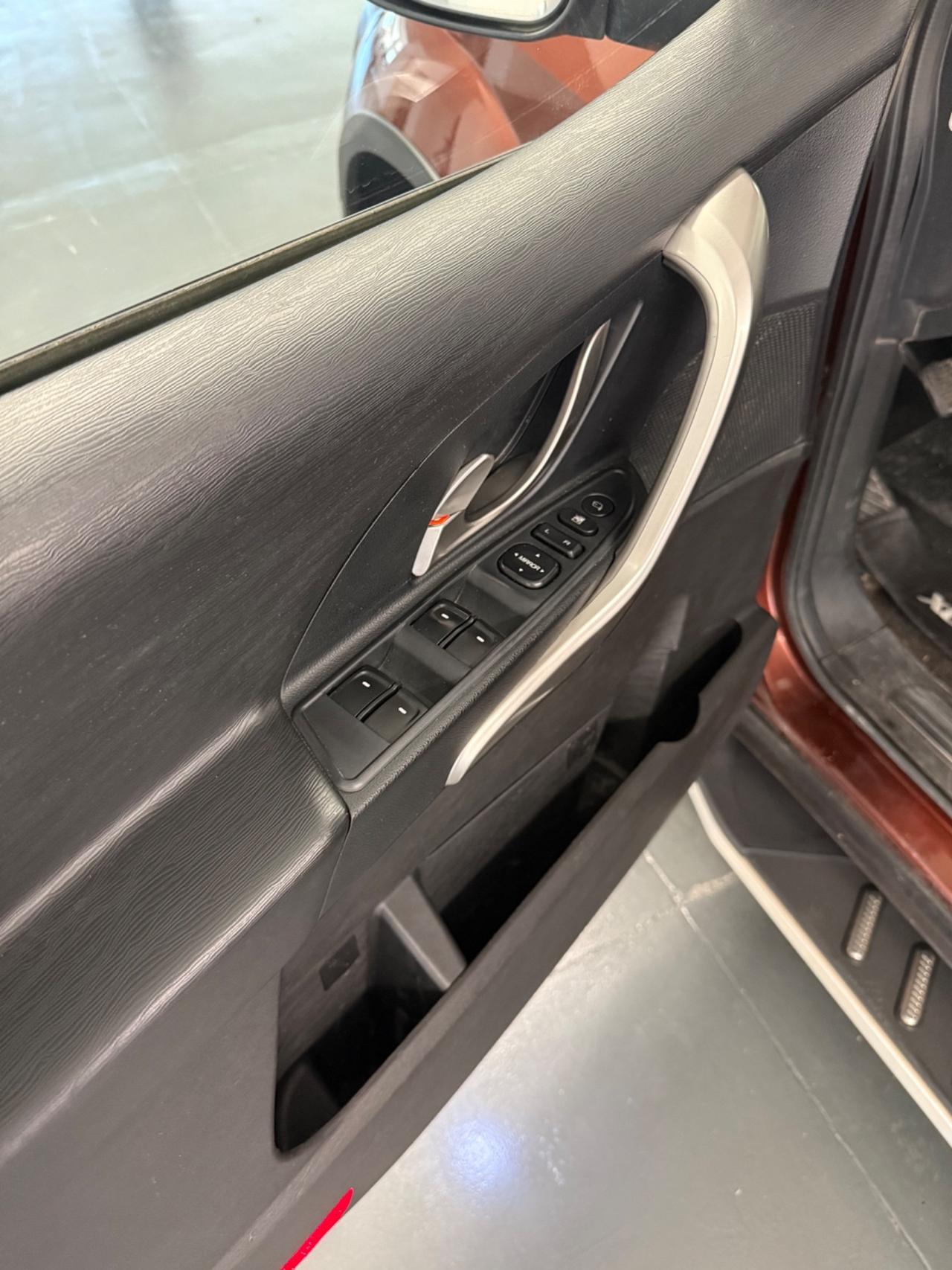 Mahindra XUV500 2.2 16V FWD W10