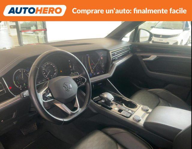 VOLKSWAGEN Touareg 3.0 V6 TSI eHybrid Elegance