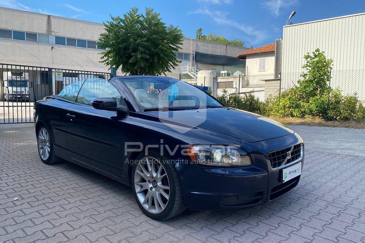 VOLVO C70 2.4 D5 20V Summum