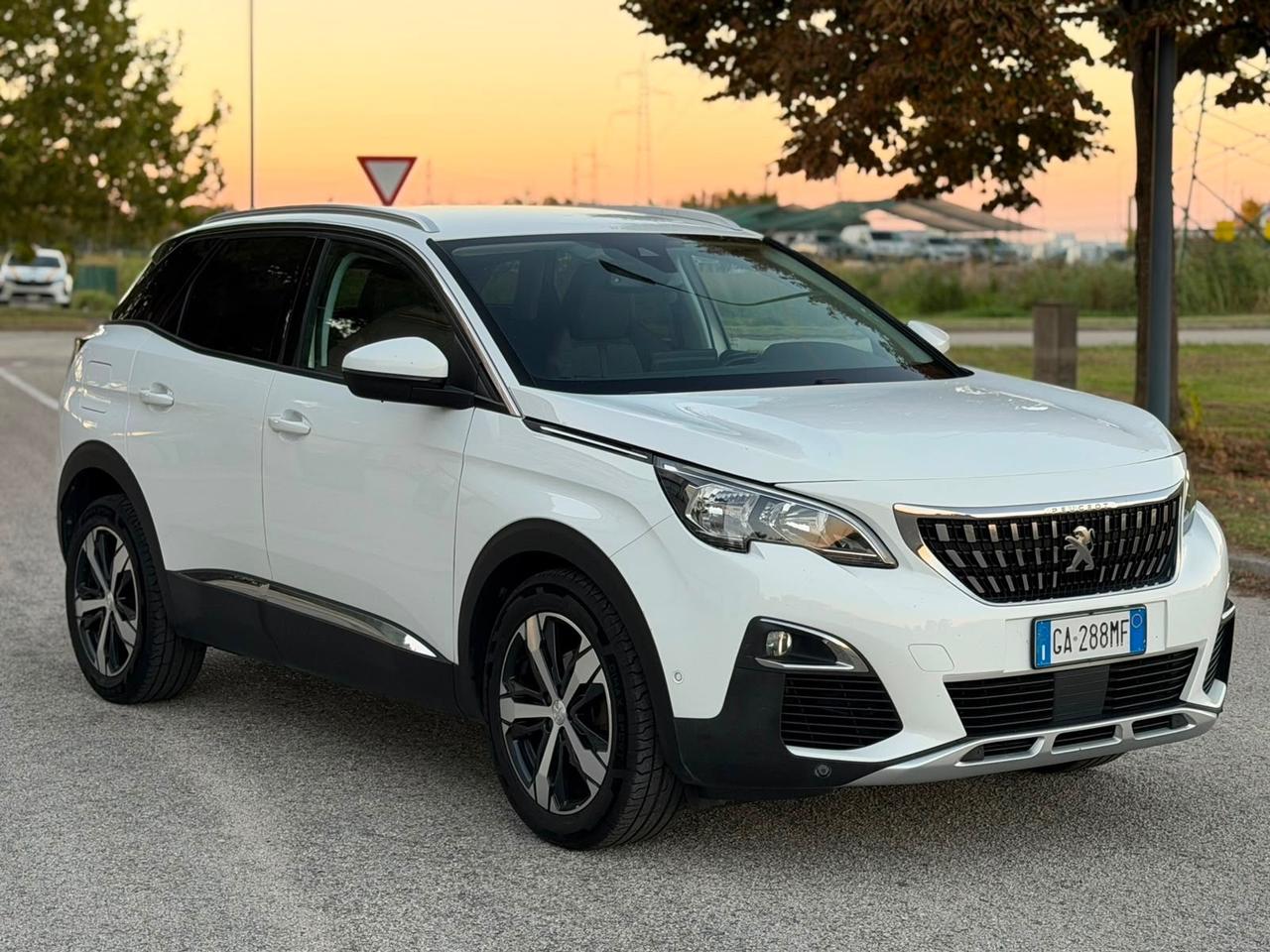Peugeot 3008 BlueHDi 130 S&S Allure