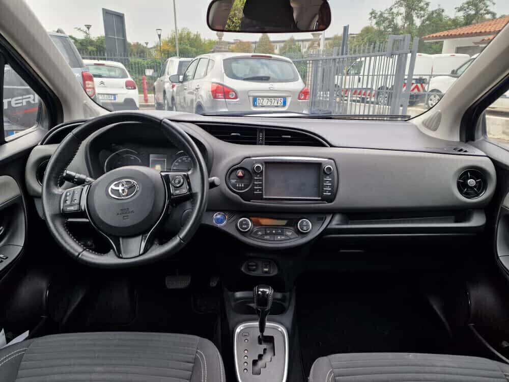 Toyota Yaris 1.5 Hybrid 5 porte Business