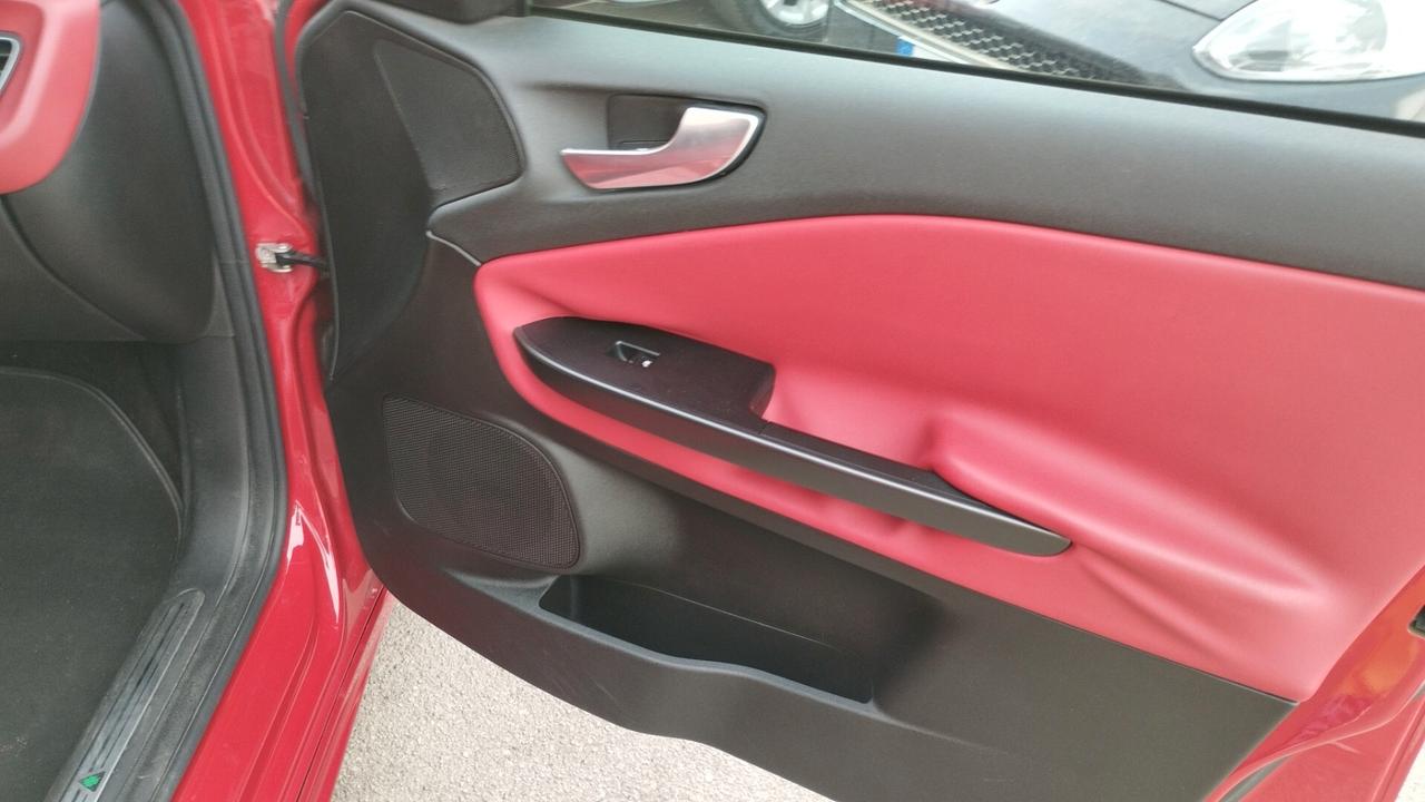 Alfa Romeo Giulietta 1750 Turbo TCT Quadrifoglio Verde