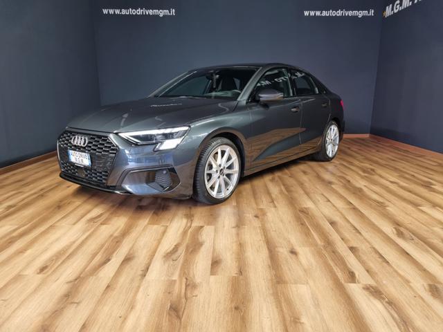 AUDI A3 Sedan 35 TFSI S tronic Business Advanced