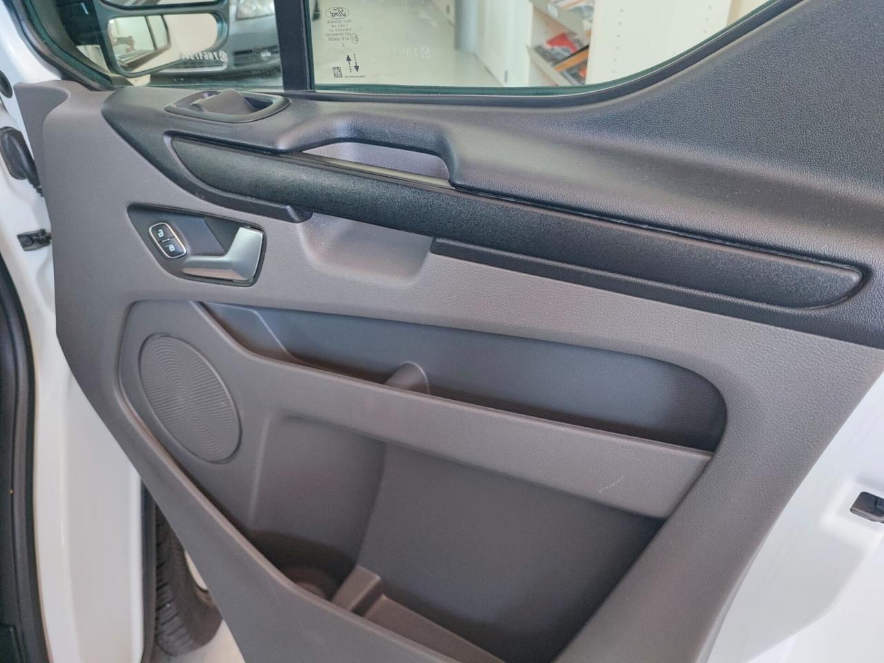 Ford Transit Custom 2.0 tdi 130 cv VAN