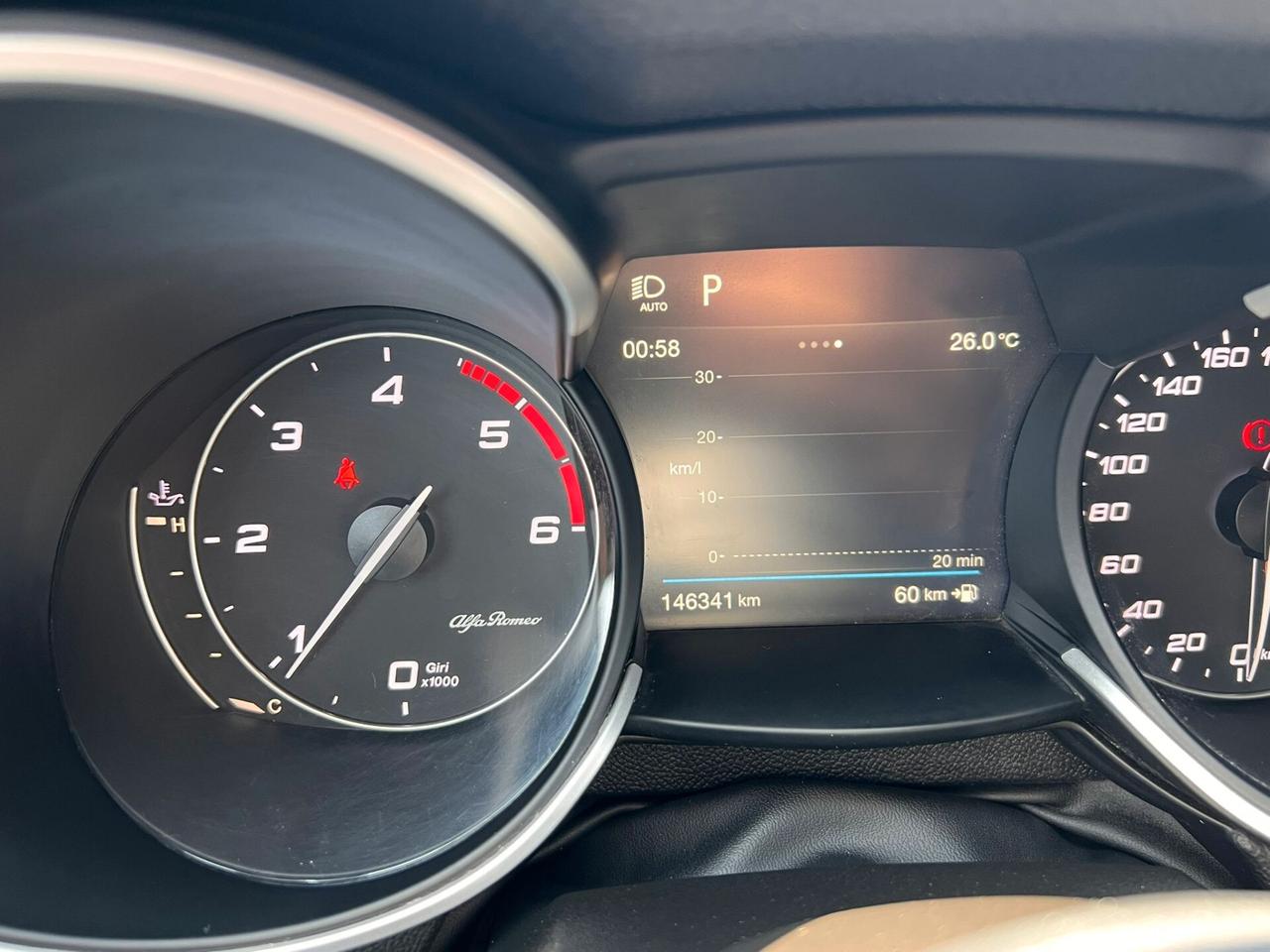 Alfa Romeo Stelvio 2.2 Turbodiesel 160 CV AT8 RWD Sport-Tech