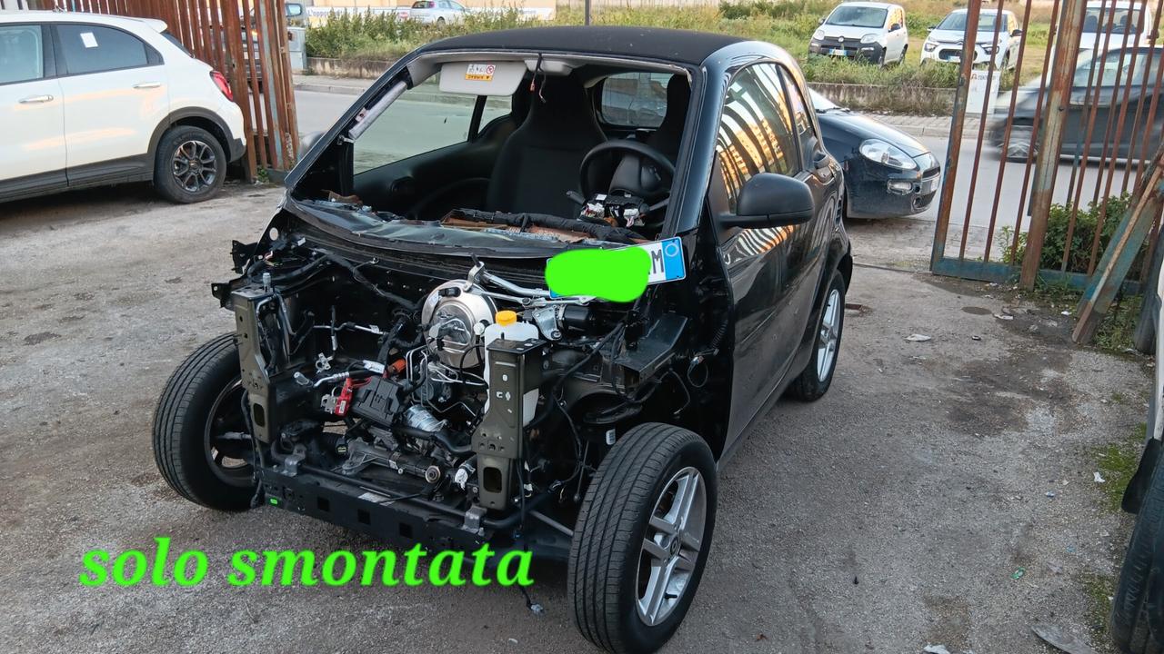 Smart ForTwo incidentata sinistrata mondialcars 022