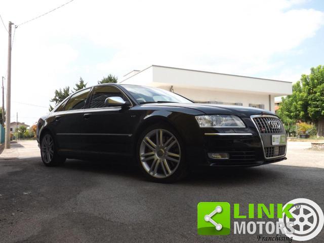 AUDI S8 5.2 V10 quattro tiptronic
