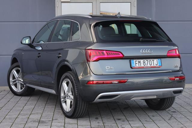 AUDI Q5 S-line quattro Stronic Business Sport sline