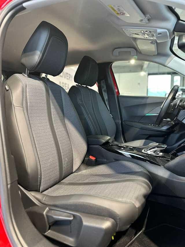 Peugeot 2008 PureTech 130 S&S EAT8 Allure Pack