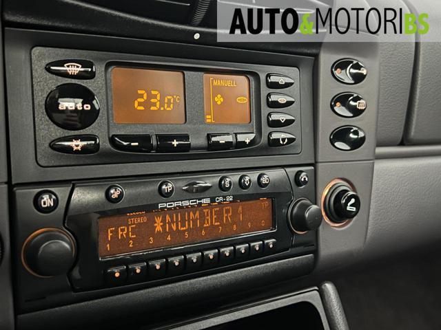 PORSCHE 911 996 Carrera cat Coupé 3.4