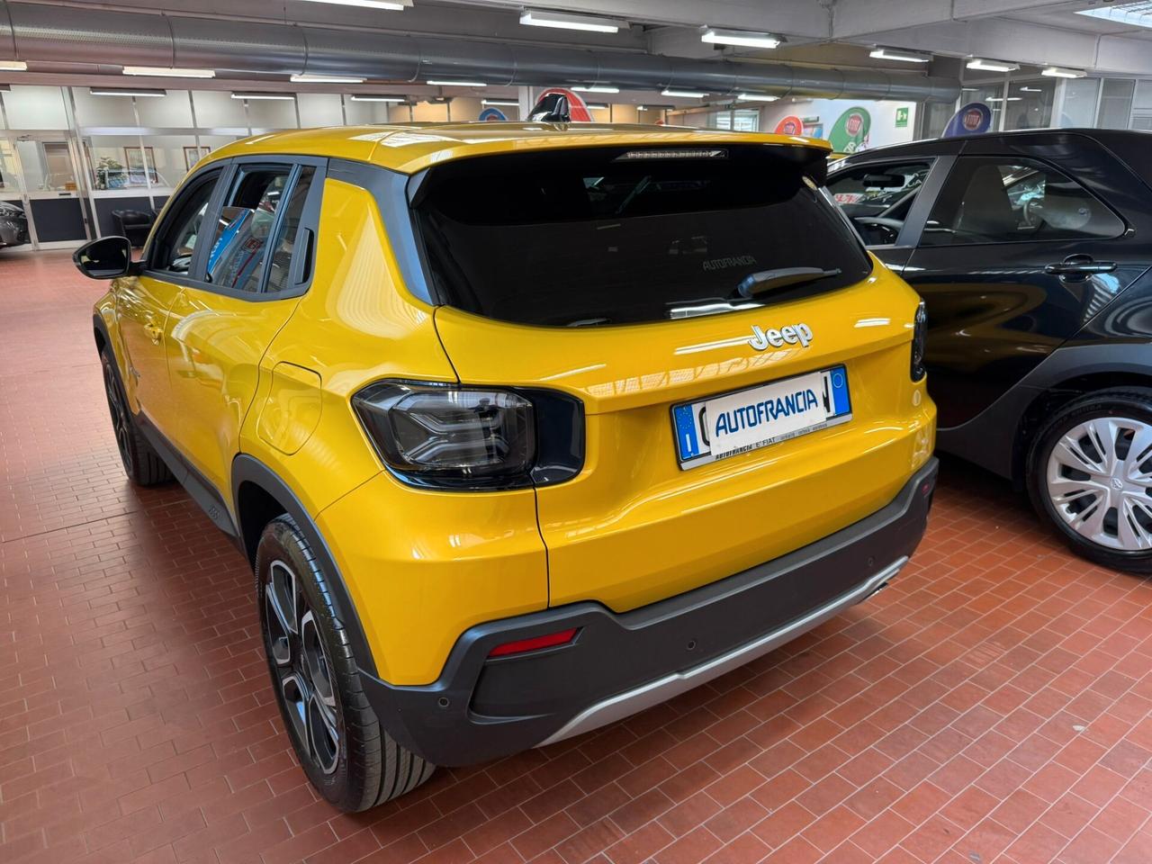 Jeep Avenger 1.2 Turbo 100 CV Summit