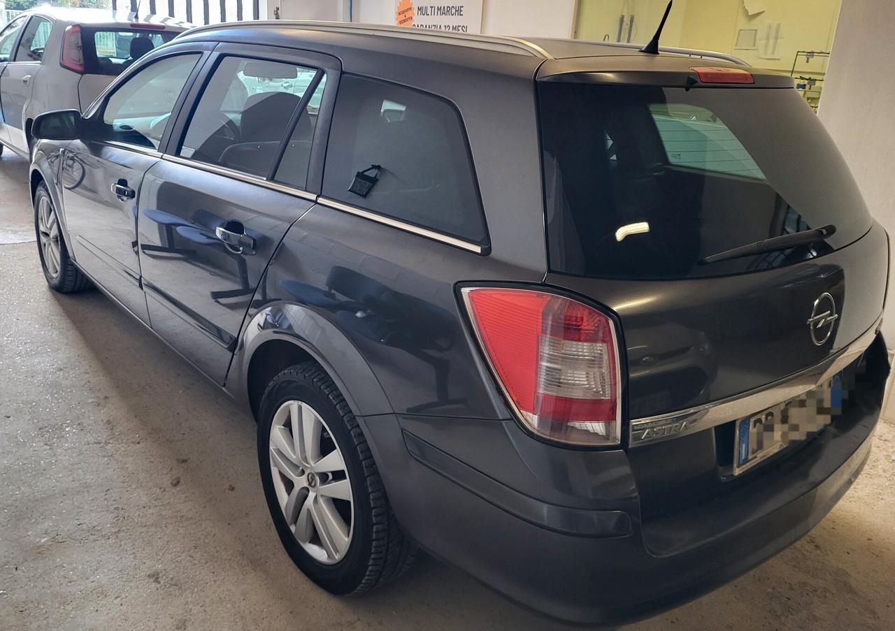 Opel Astra 1.7 CDTI 101CV Station Wagon Cosmo