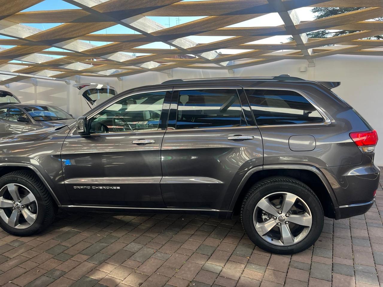 Jeep Grand Cherokee 3.0 V6 CRD 250 CV Multijet II Overland