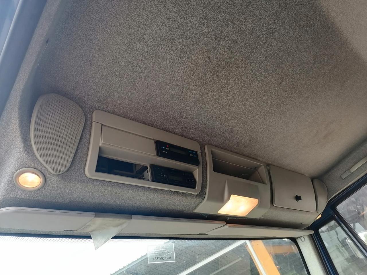 Iveco Eurocargo 100 e 18 - Carrellone