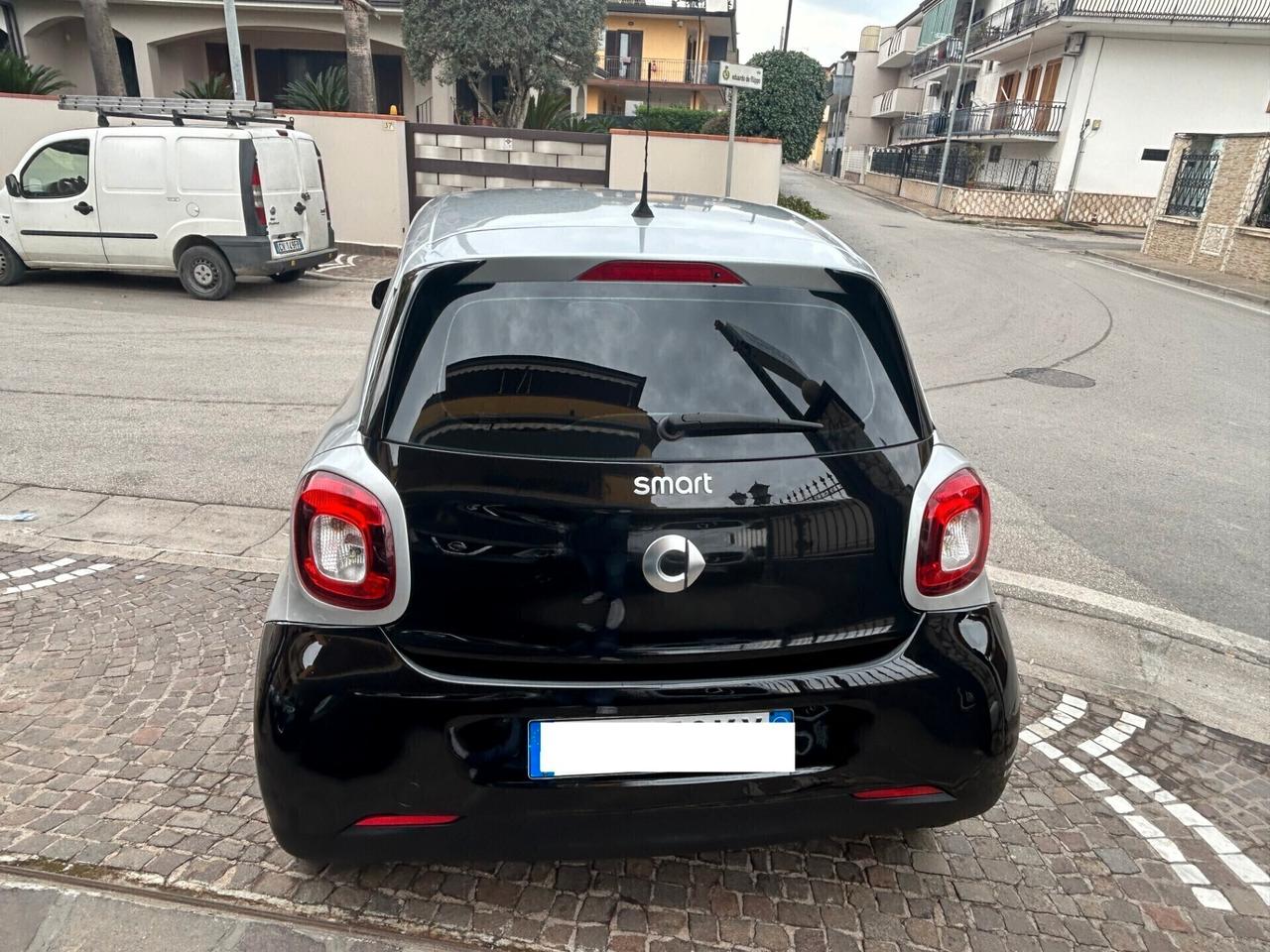Smart ForFour 70 1.0 Passion