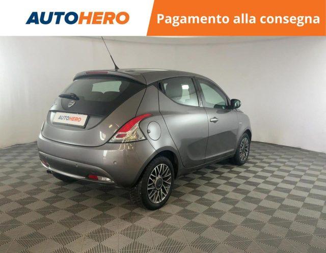 LANCIA Ypsilon 1.2 69 CV 5 porte Gold