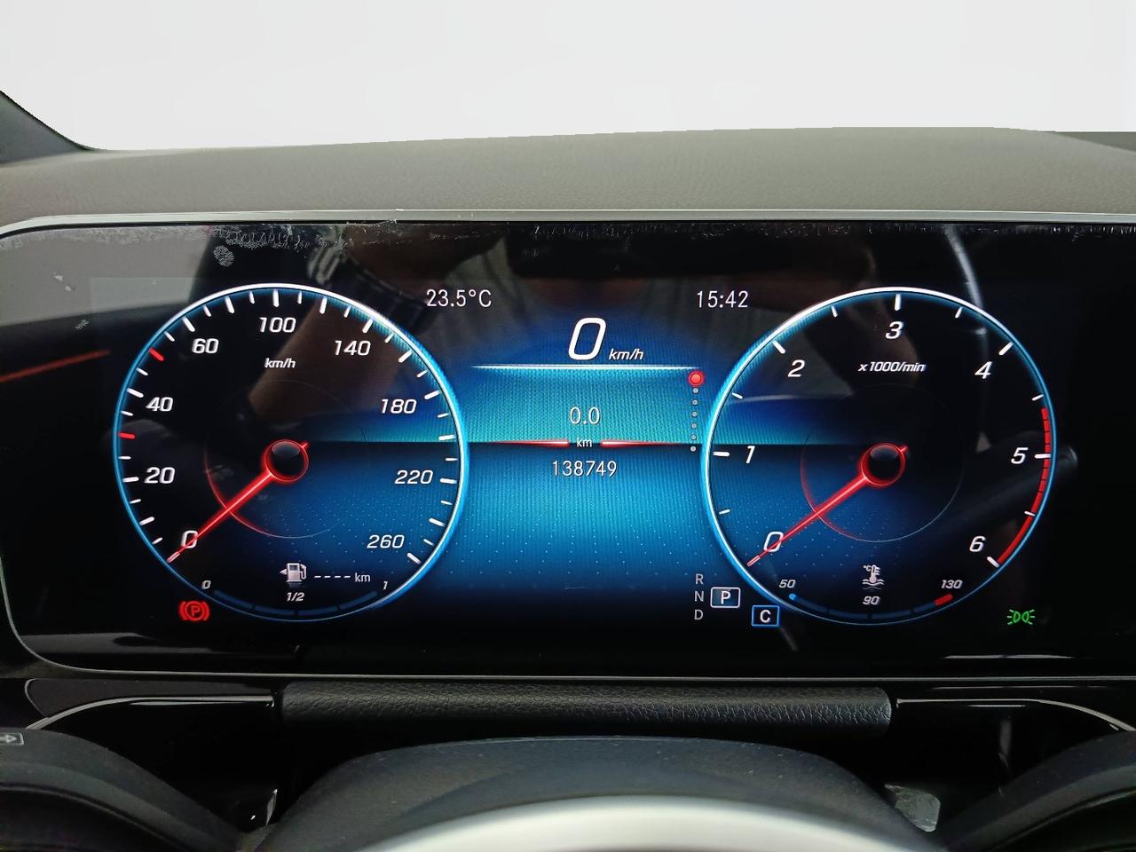 Mercedes-Benz Classe B - W247 2018 - B 180 d Sport Plus auto