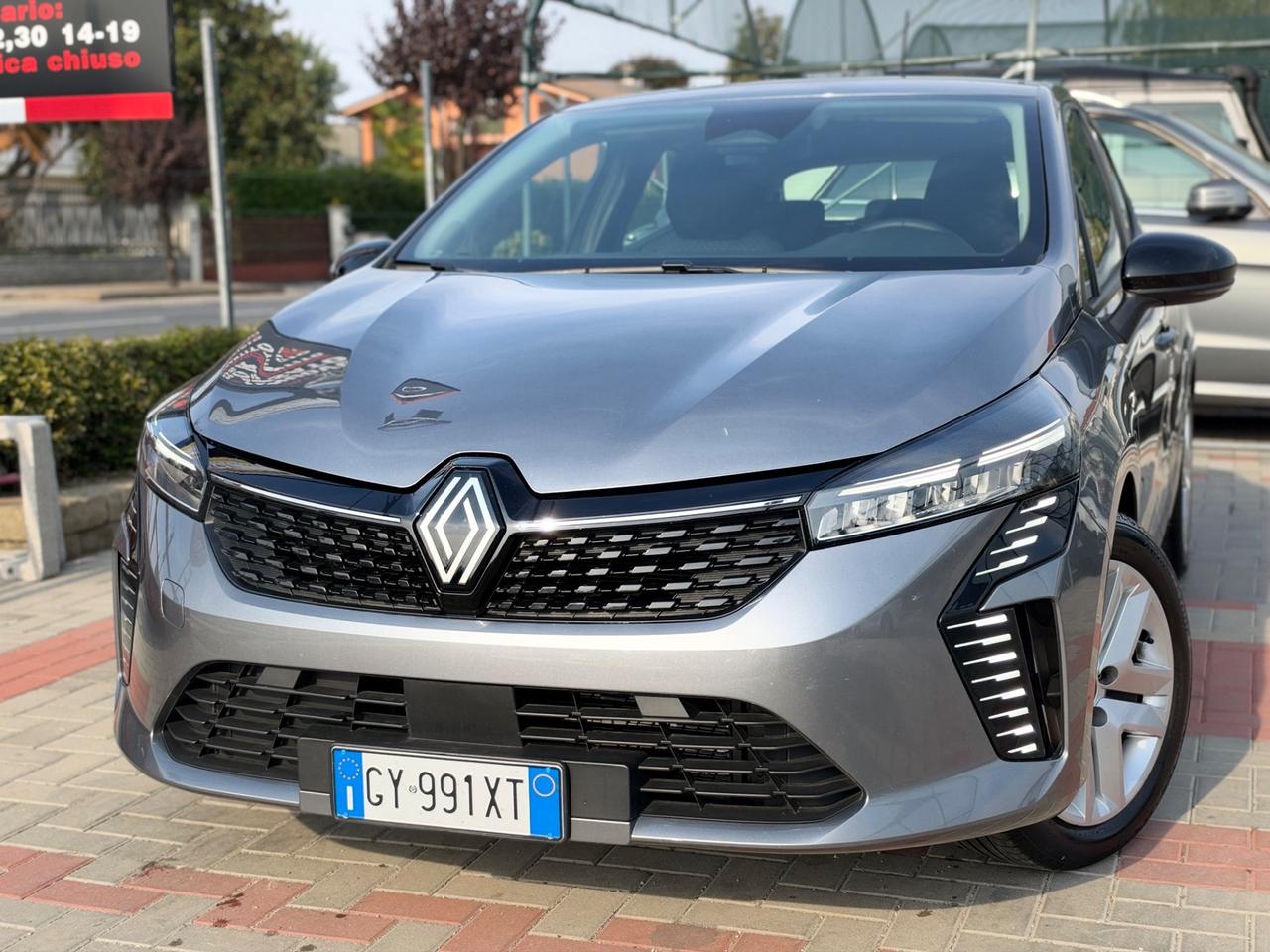 Renault Clio SCe 65 CV 5 porte Evolution NEOPATENTATI
