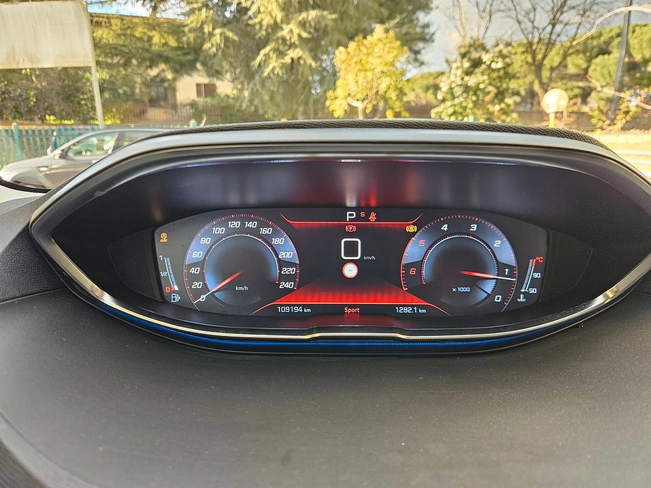 Peugeot 3008 BlueHDi 130 S&S EAT8 Allure