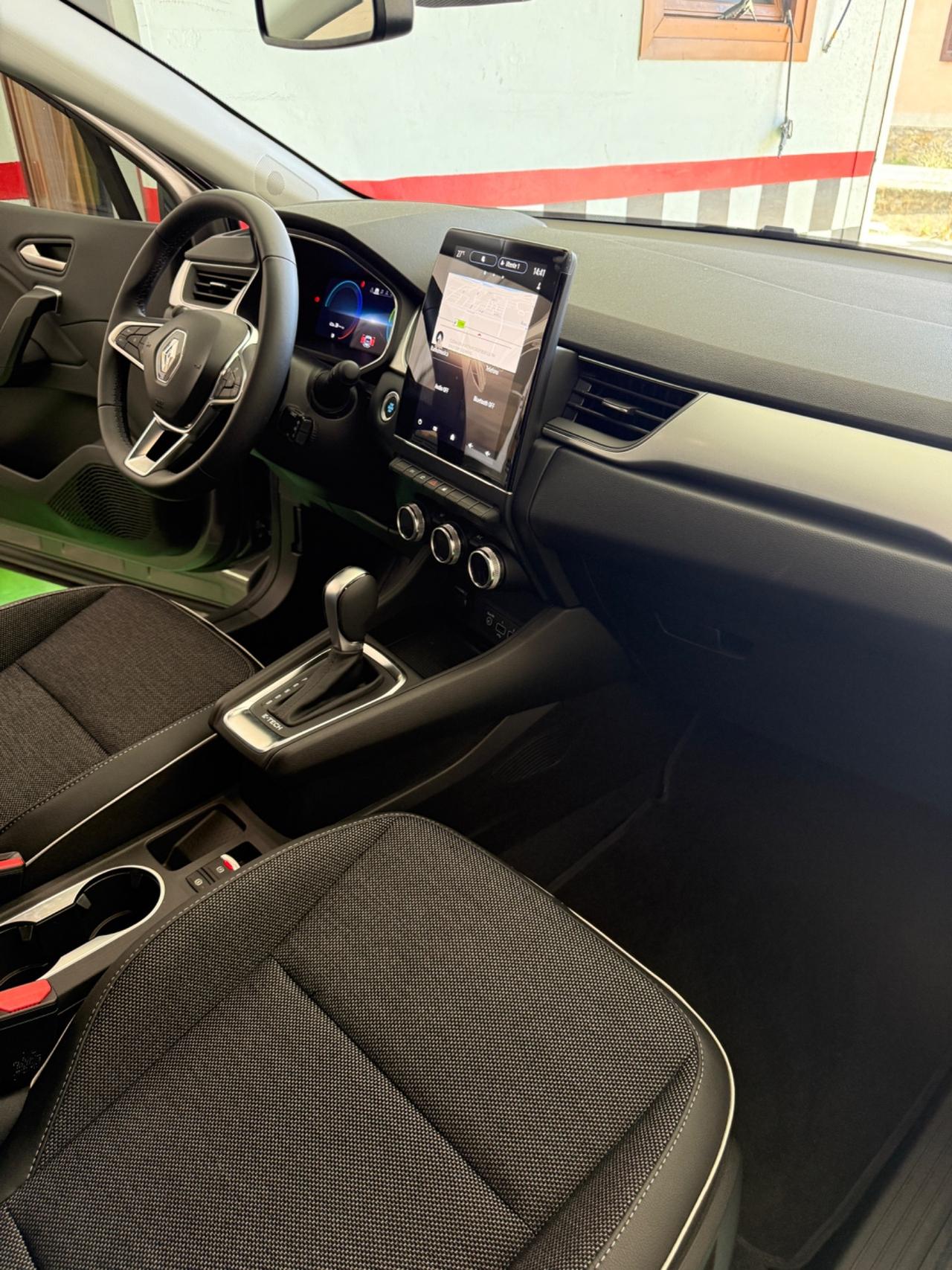 Renault Captur Mild Hybrid Intens