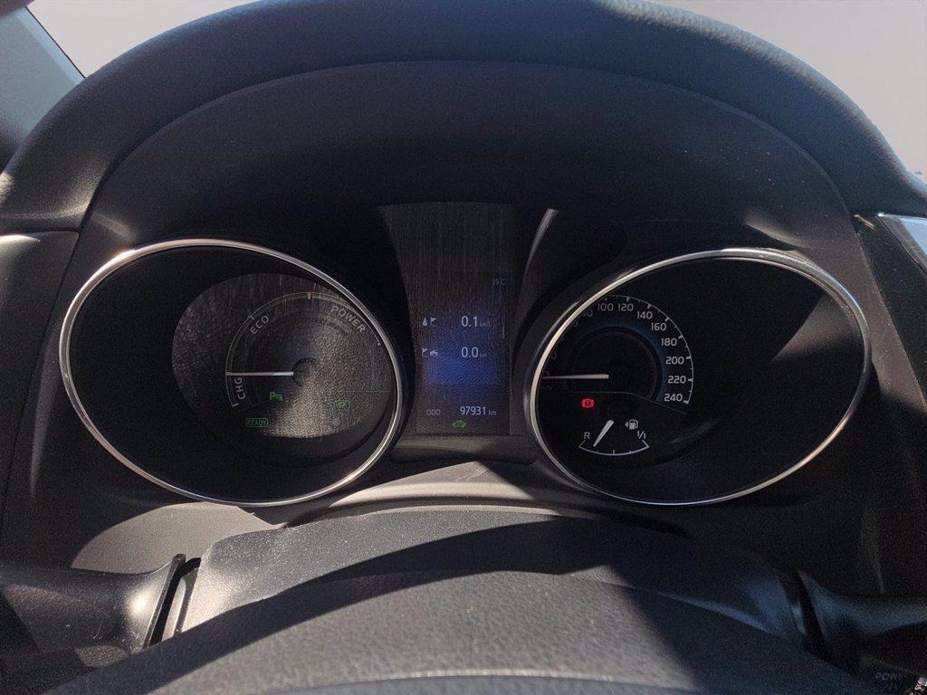 TOYOTA Auris 1.8h lounge cvt my17 del 2017