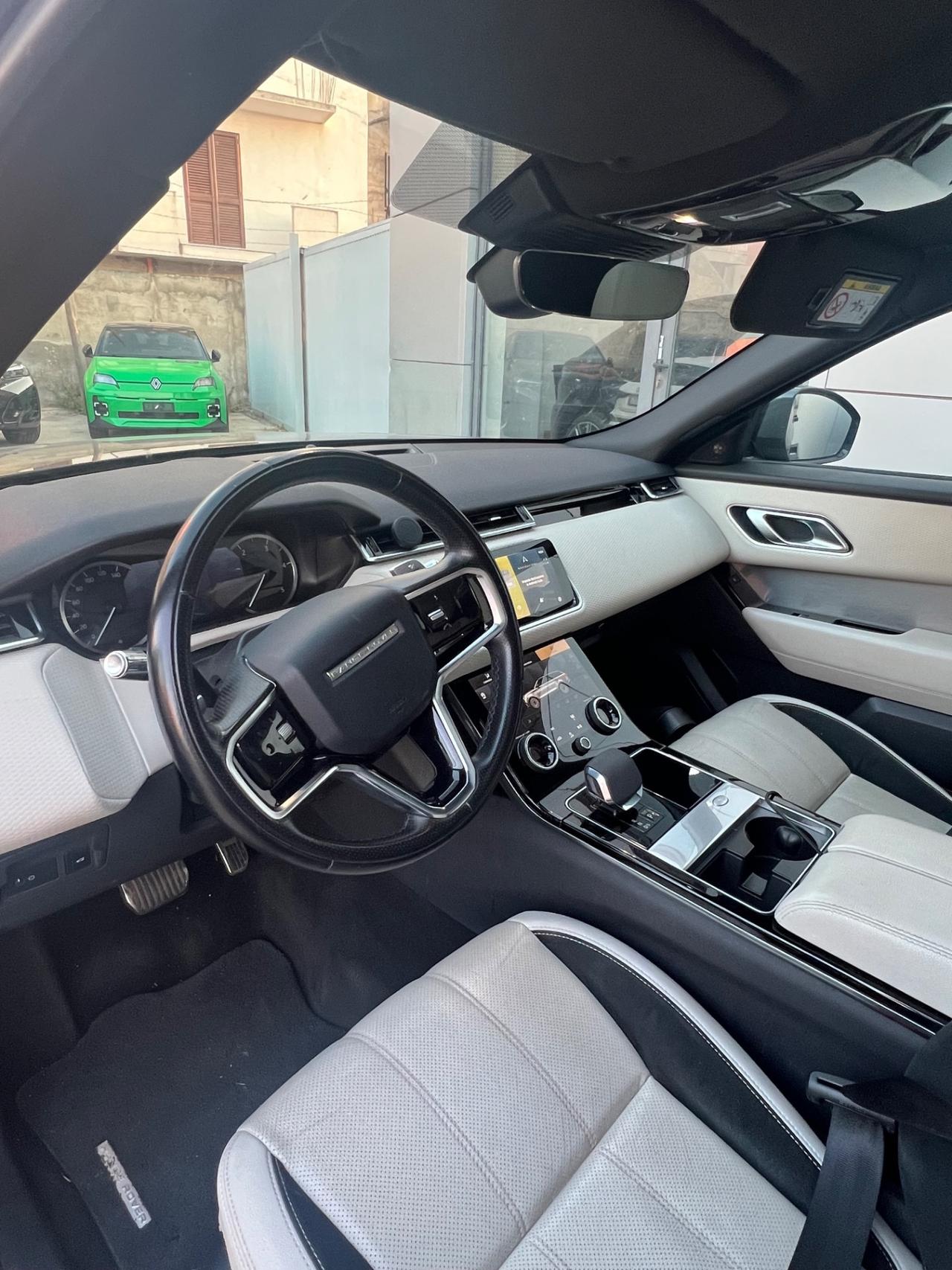 Range Rover Velar R-Dynamic HSE possibilità noleggio no scoring