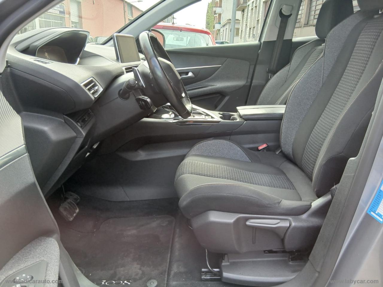 PEUGEOT 3008 BlueHDi 130 S&S EAT8 Business