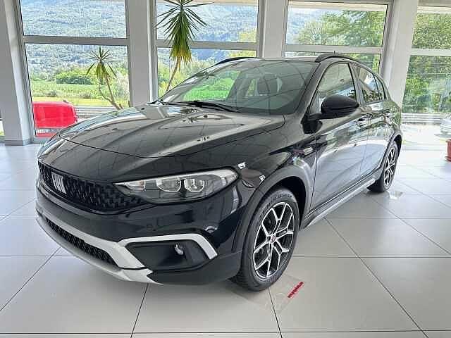 Fiat Tipo 1.5 Hybrid DCT 5 porte Cross