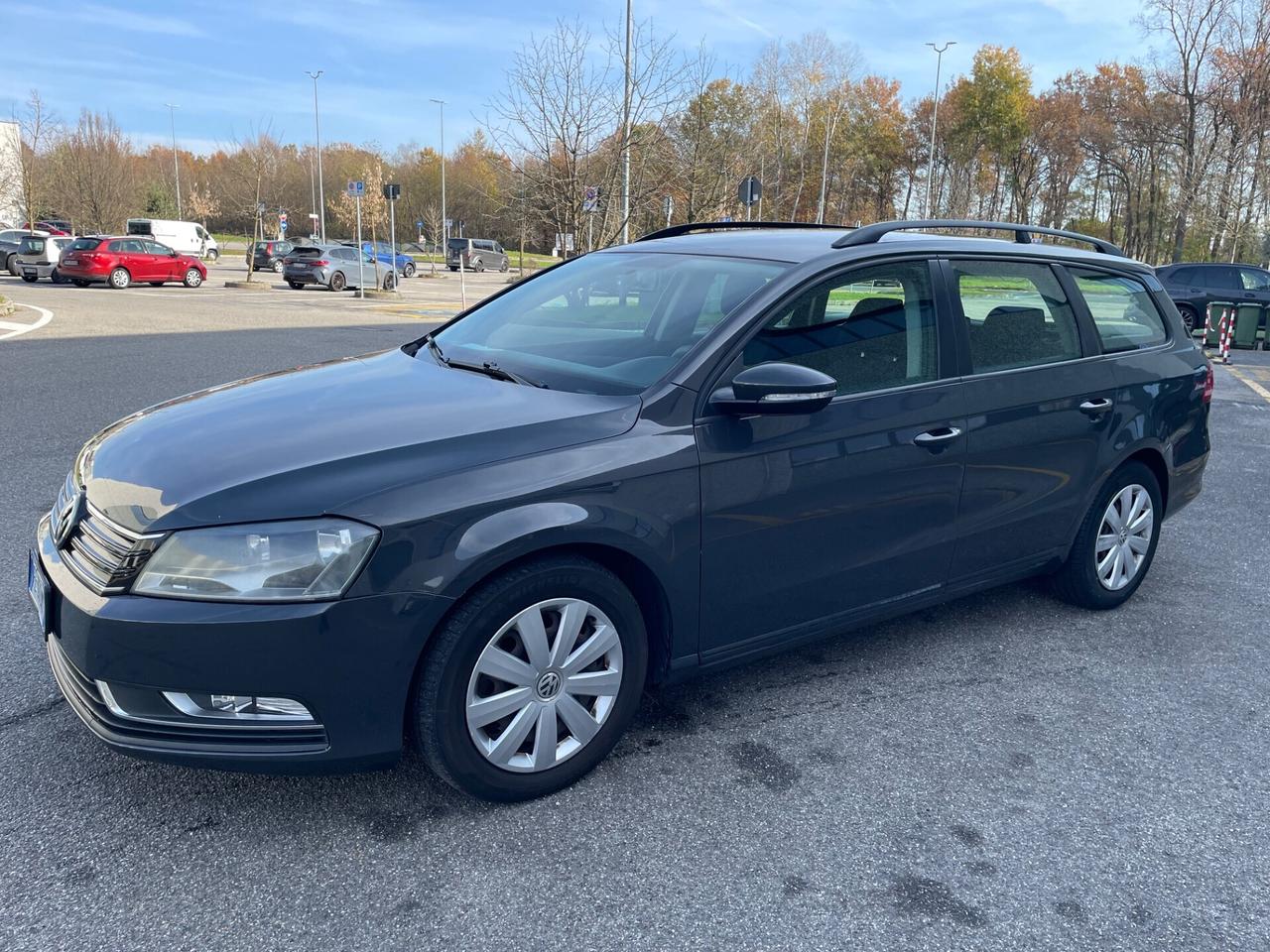 Volkswagen Passat 1.6 TDI Comfortline*Neopatentati*Grandinata*