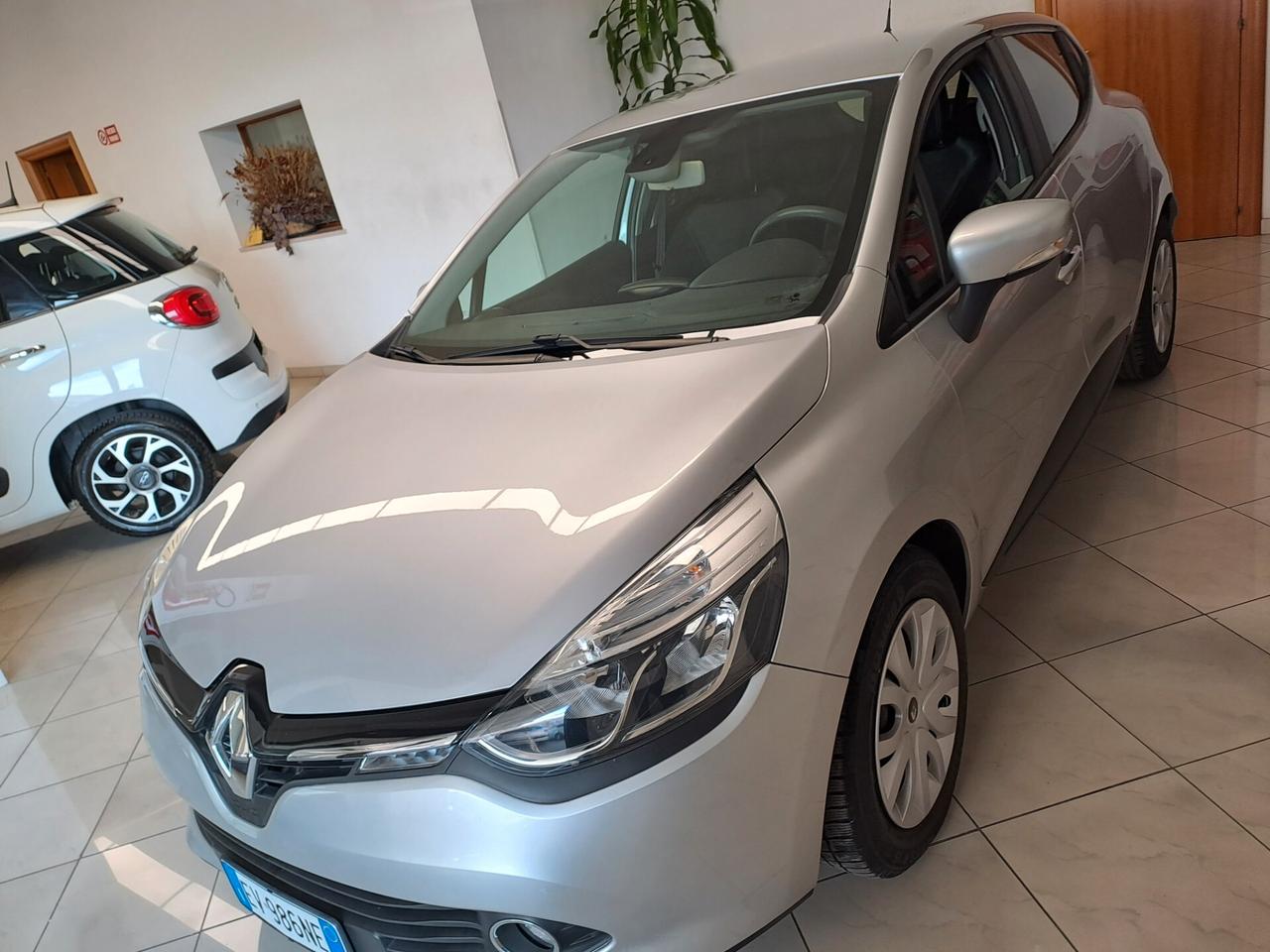 Renault Clio 1.2 75CV 5 porte Live