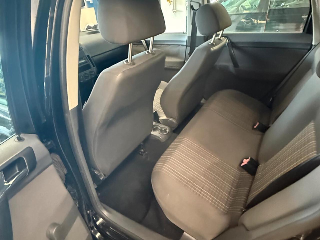 Volkswagen Polo 1.2/70CV 12V 5p. United