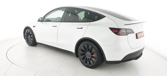 TESLA Model Y Performance Dual Motor AWD -con Autopilot avanzato