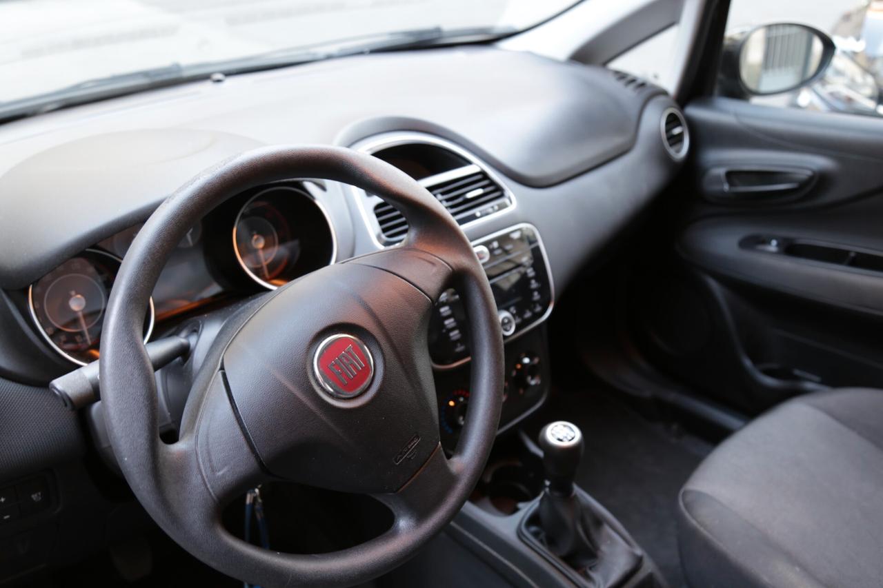 Fiat Punto 1.3 MJT II 75 CV 5 porte Street