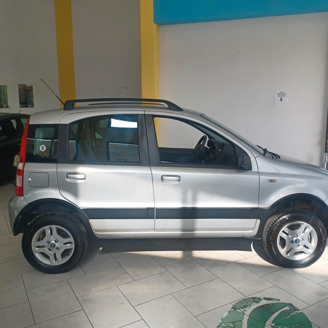 133.978KM PANDA 1.3 MJTD 4X4 MOTORE INFINITO