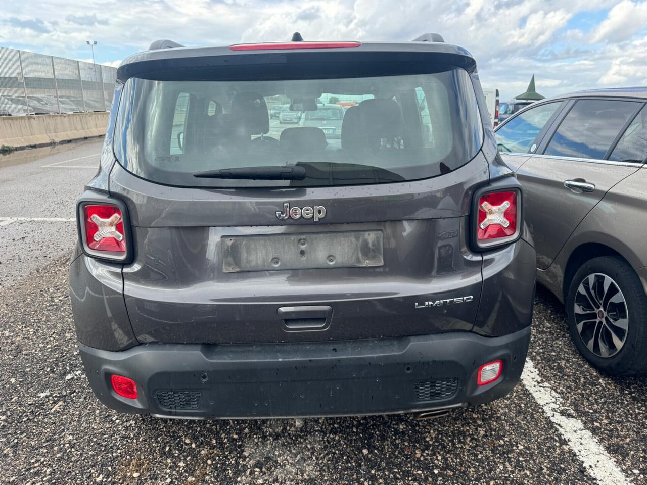 Jeep Renegade 1.0 T3 Limited,NAVI PDC,