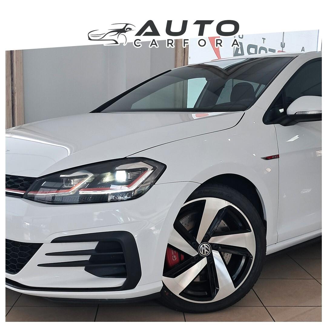 Volkswagen Golf GTI 2.0 tsi Performance 245cv dsg