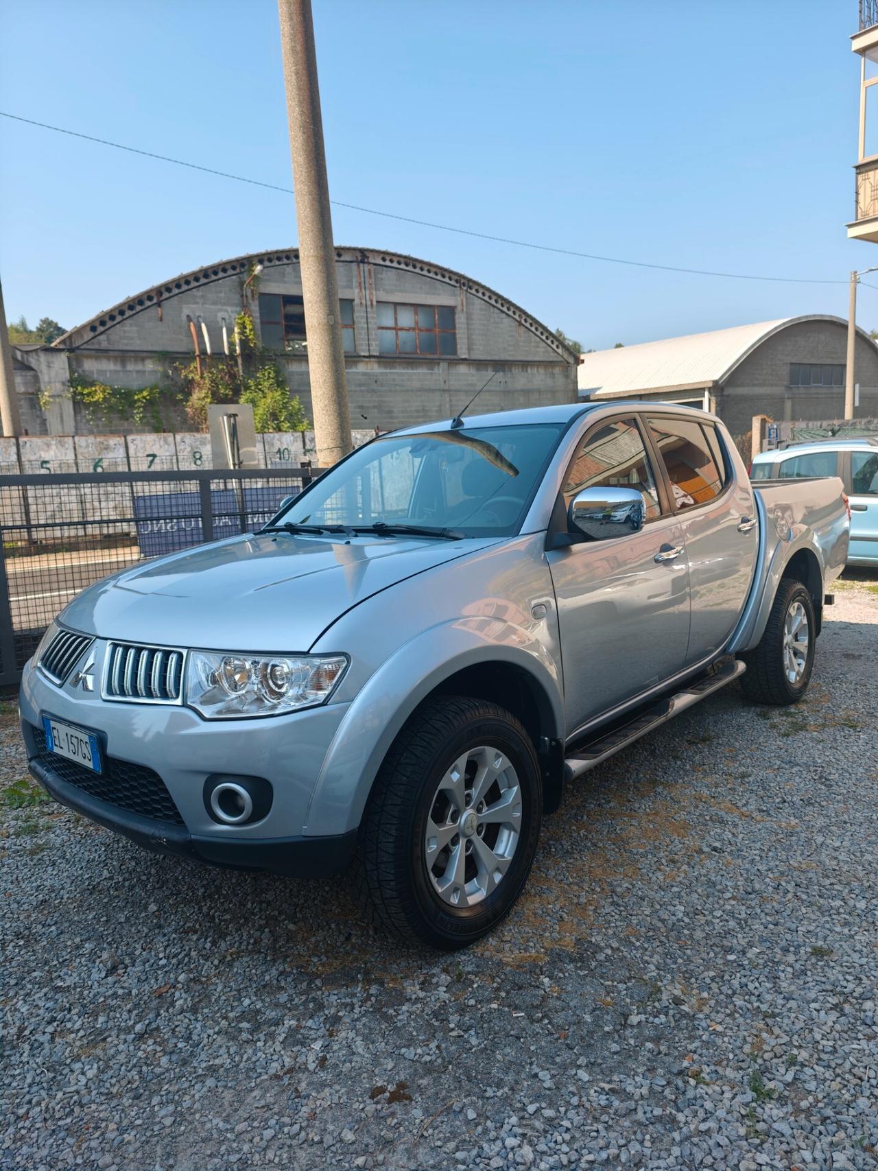 Mitsubishi L200 2.5 180cv 2012