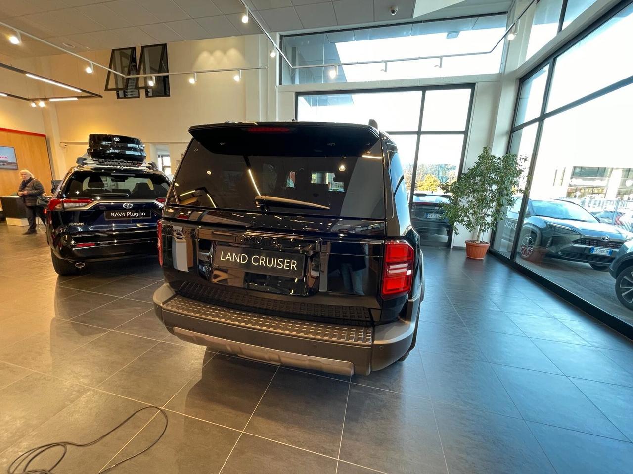 Toyota Land Cruiser Land Cruiser 2.8 D4D A/T AWD Adventure