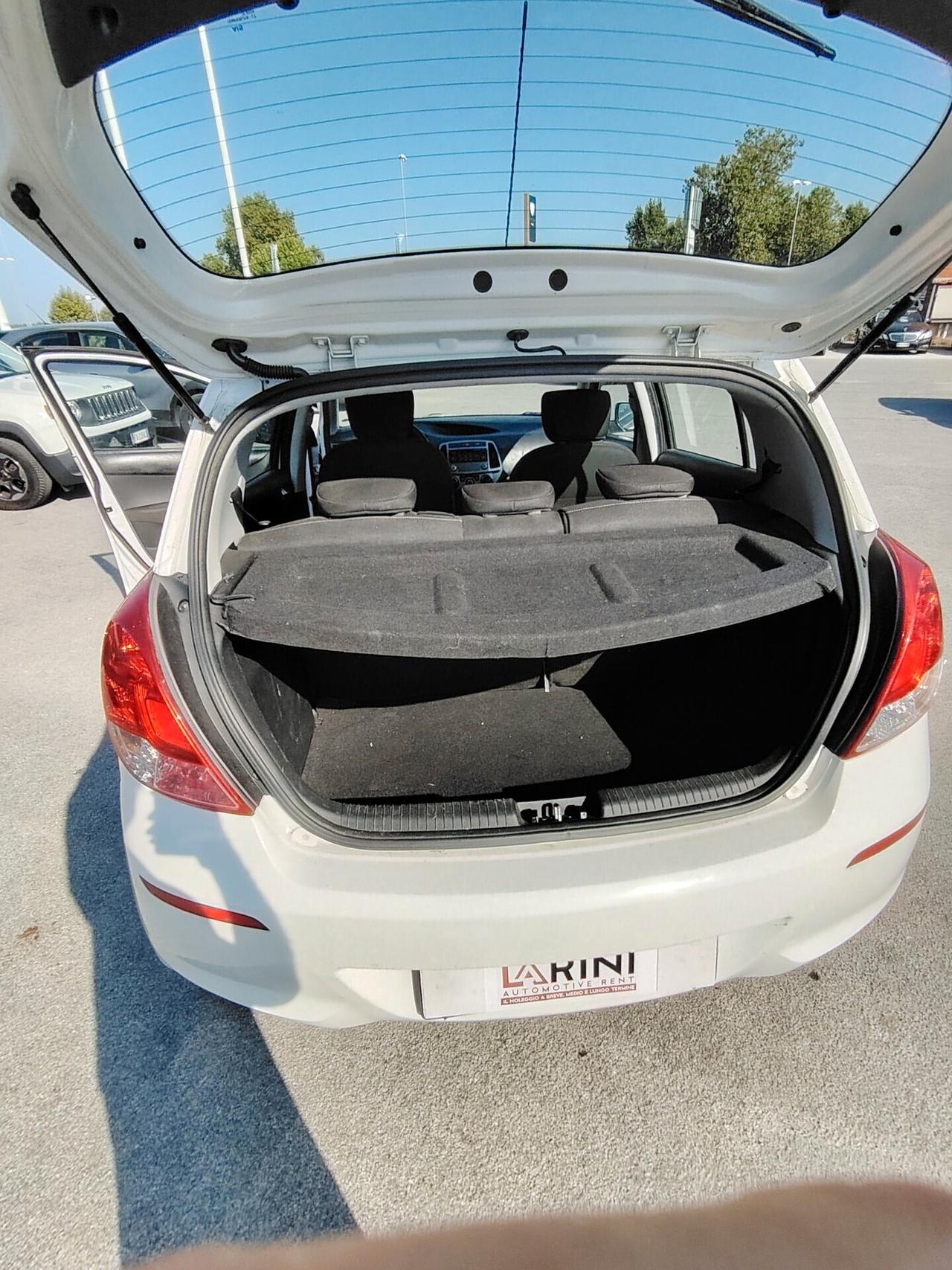 Hyundai i20 1.1 CRDi 5p. Classic -NEOPATENTATI