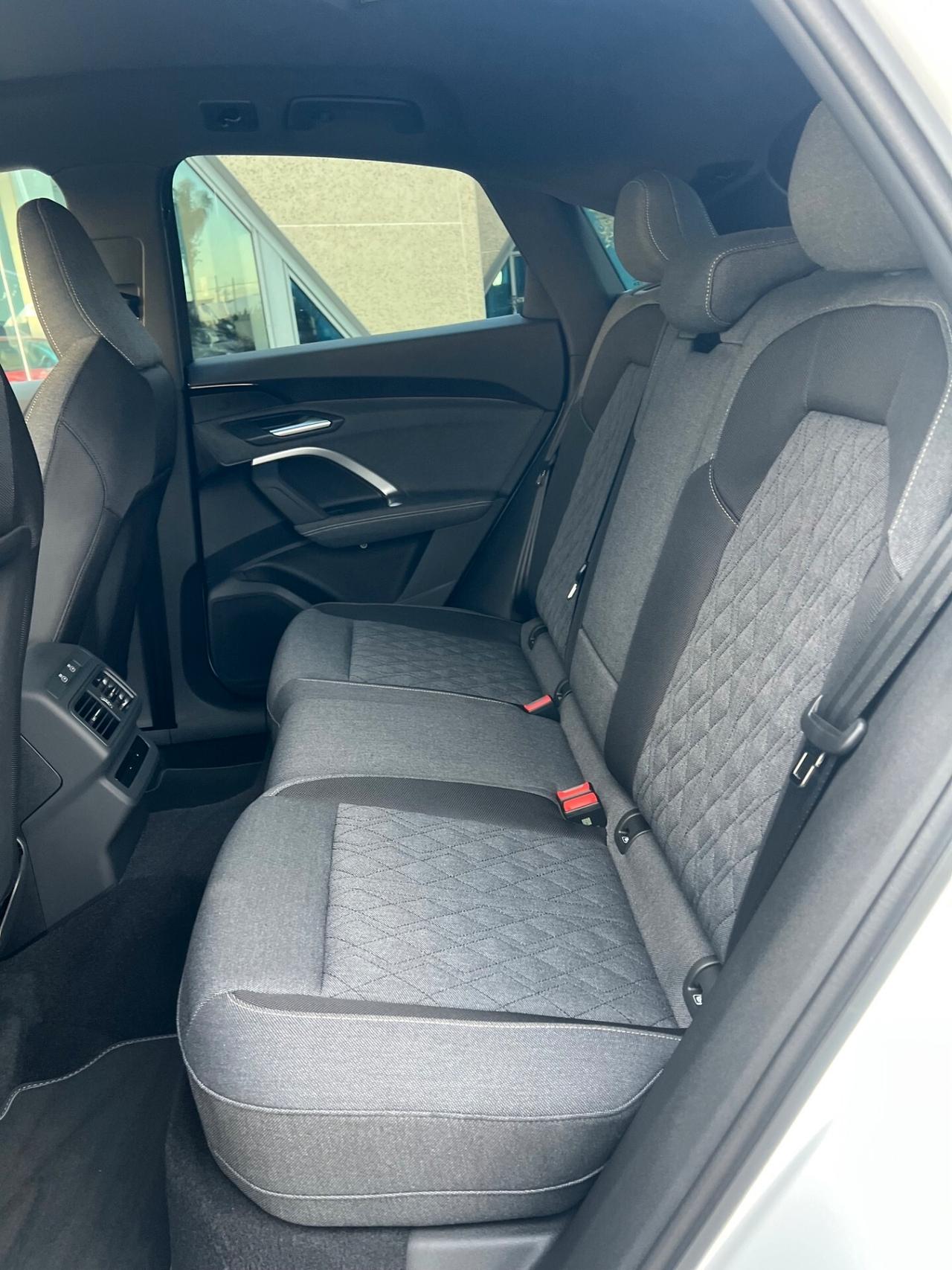 Audi Q5 Spb Sline AWD possibilità noleggio no scoring