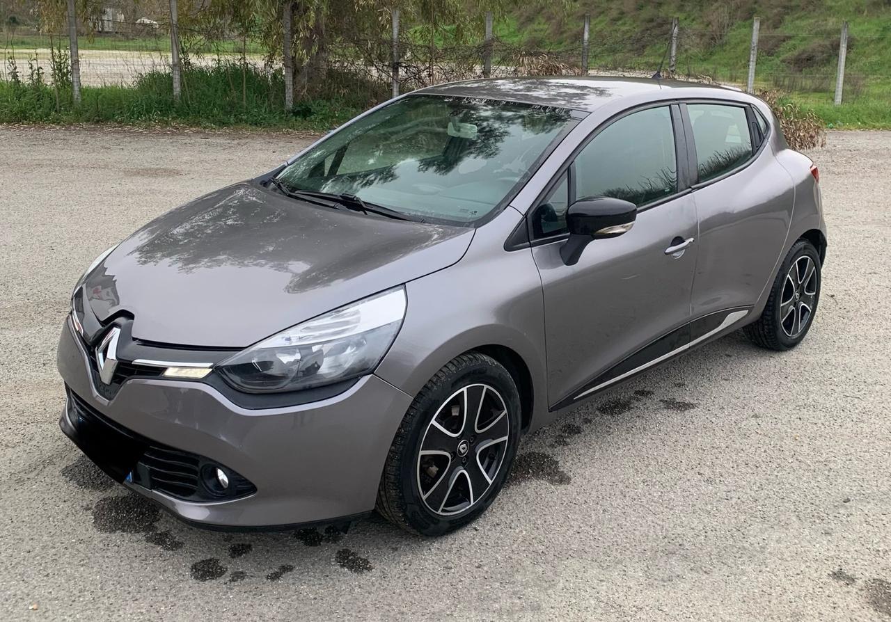 Renault Clio 1.5 dCi 8V 75CV 5 porte Costume National