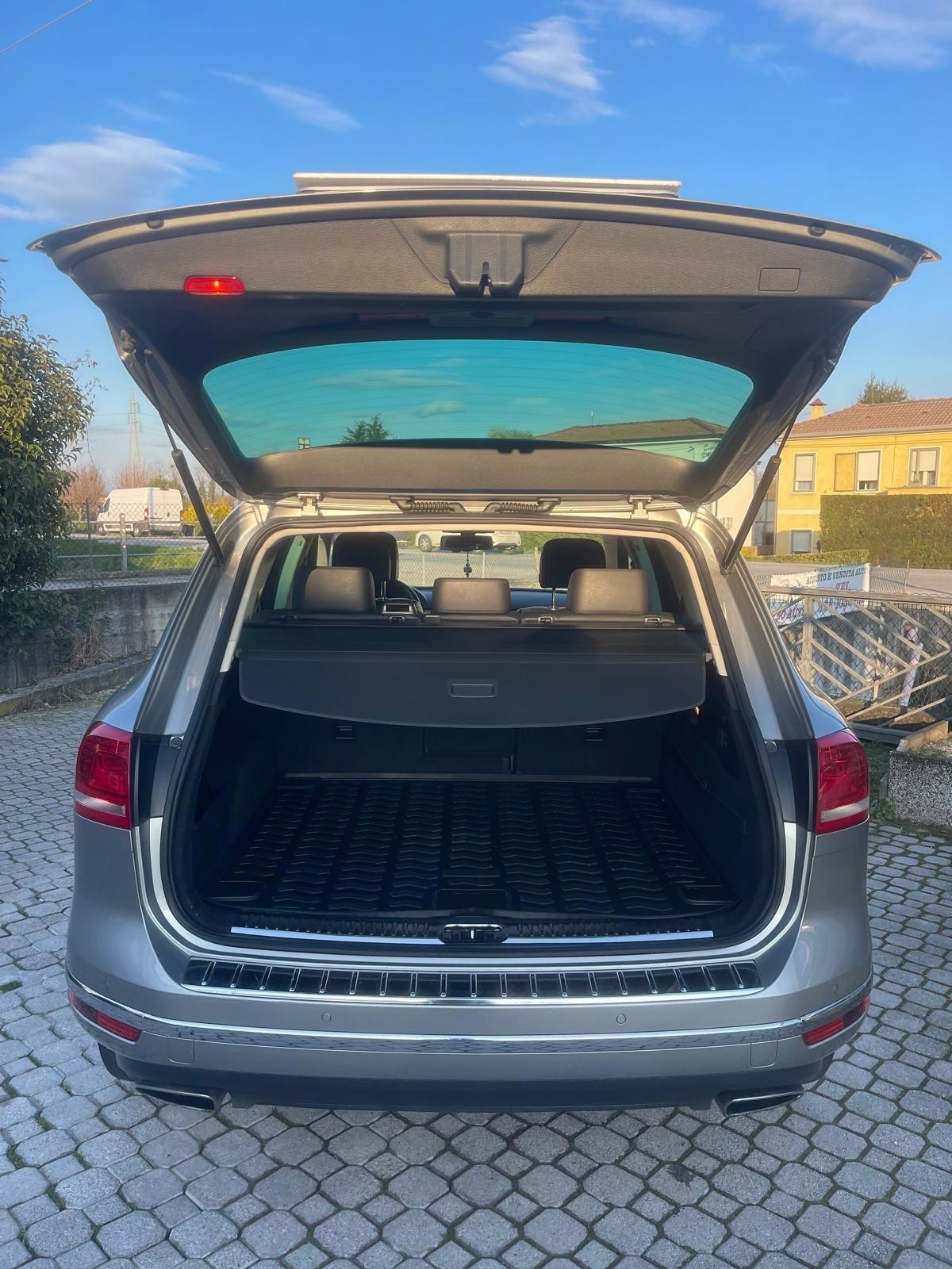 Volkswagen Touareg 3.0 TDI 204 CV tiptronic BlueMotion Techn. Executive