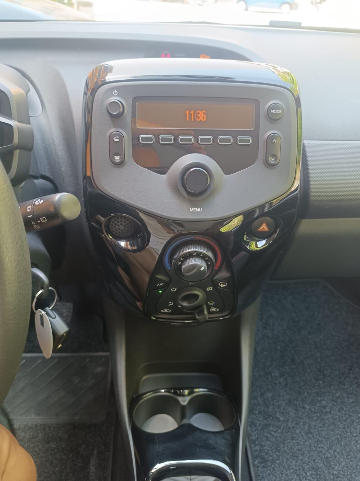Citroen C1 VTi 72 5 porte Urban Ride