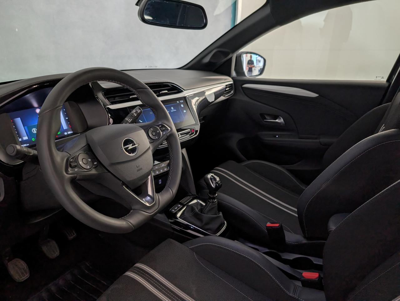 Opel corsa vi 1.2 100cv GS